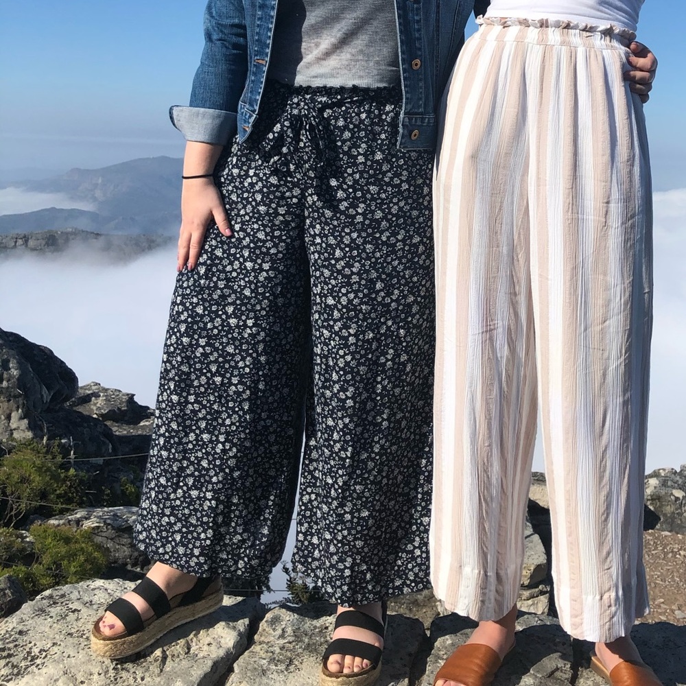 American Eagle flowy pants
